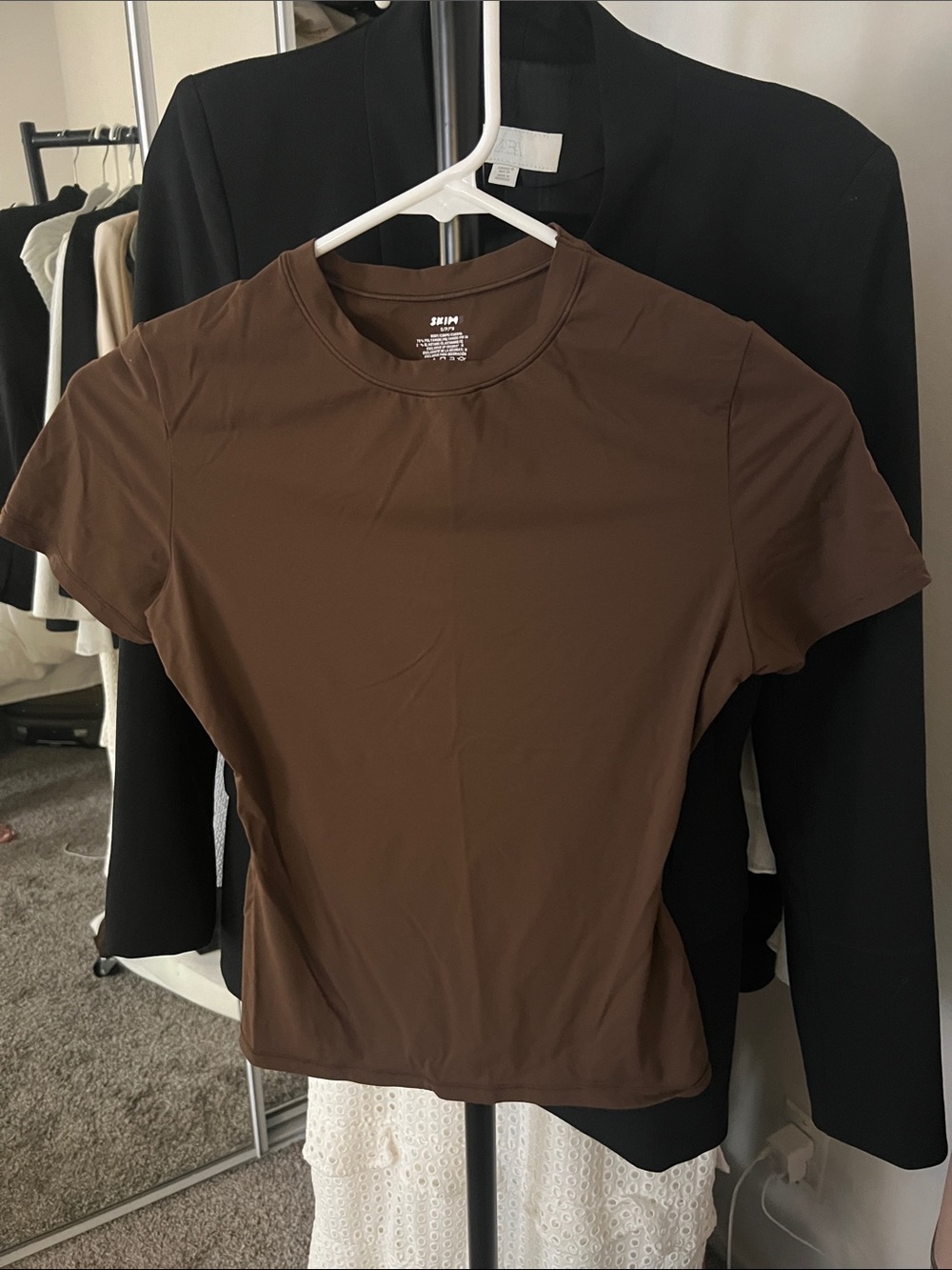 Women’s cocoa fits everyone t-shirt